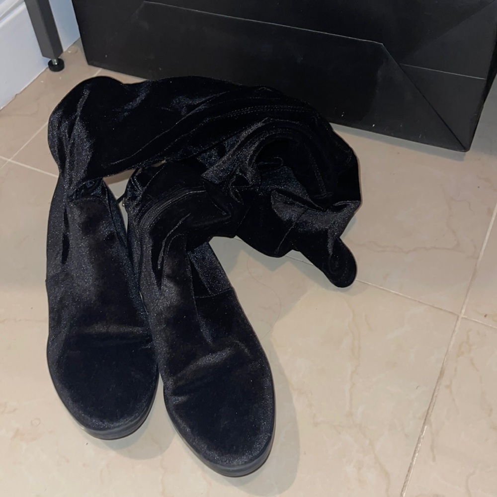 Black suede over the knee boots Sam Edelman size 7 like new  condition